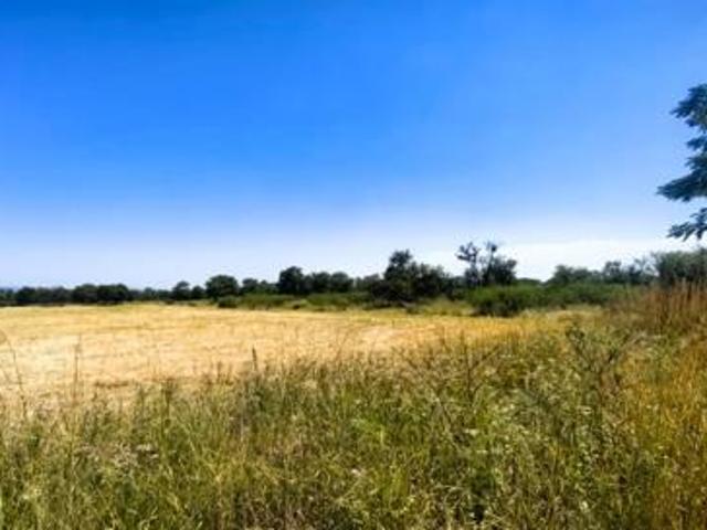 43.6 ha Land available in Rustenburg North