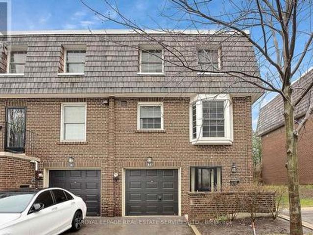 11 Stonedale Placeway, Toronto, ON, M3B 1W2 townhouse for sale | Listing ID C12105 | Royal LePage