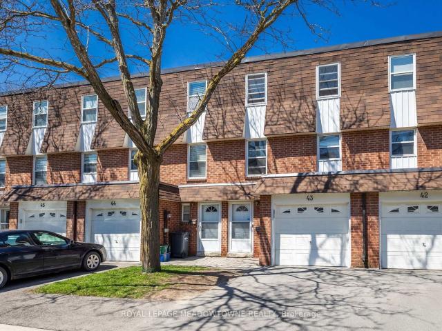 43 235 Bronte Street, Milton | For Sale @ $624,900 | Condos. Ca