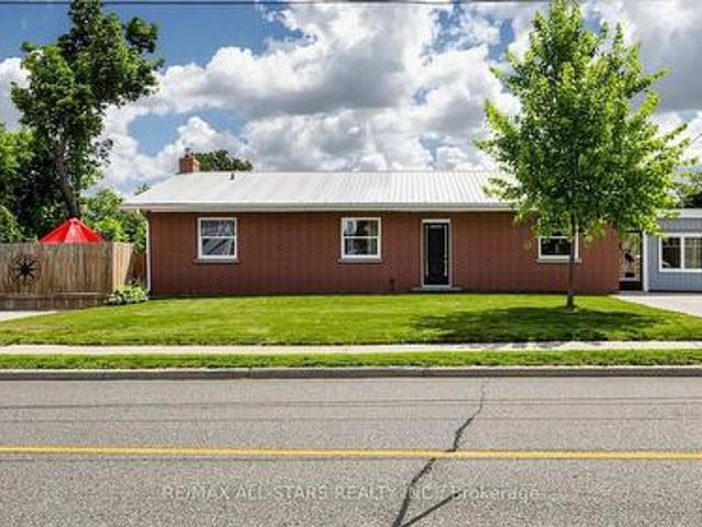 43 Toronto Street N, Uxbridge, ON, L9P 1E6 commercial for sale | Listing ID N13542 | Royal LePage