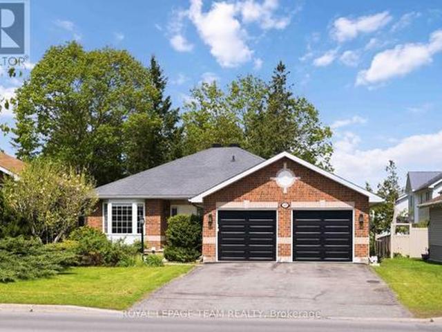 43 West Ridge Drive, Ottawa, ON, K2S 1S4 house for sale | Listing ID X13207 | Royal LePage