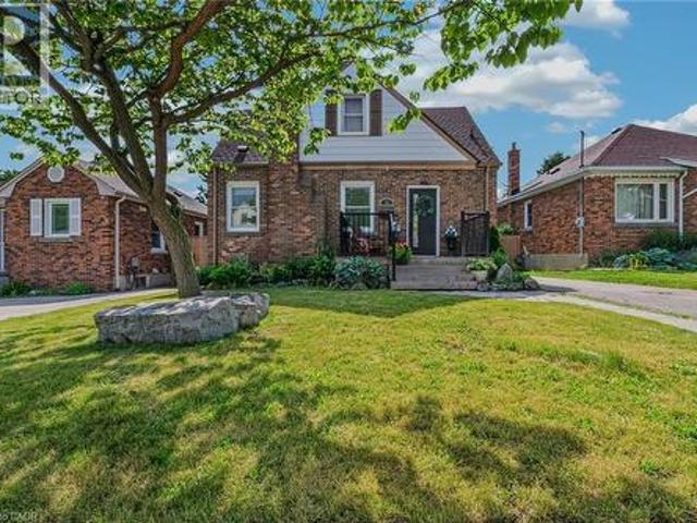 43 Woodbridge Road, Hamilton, ON, L8K 3C8 house for sale | Listing ID 40846 | Royal LePage
