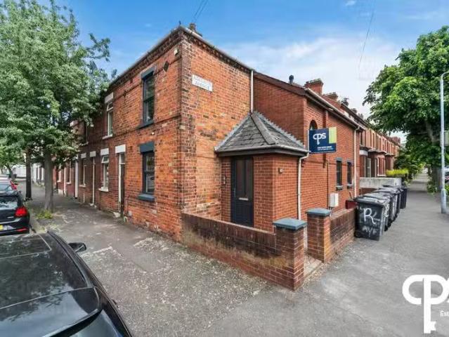 43 Adelaide Avenue
