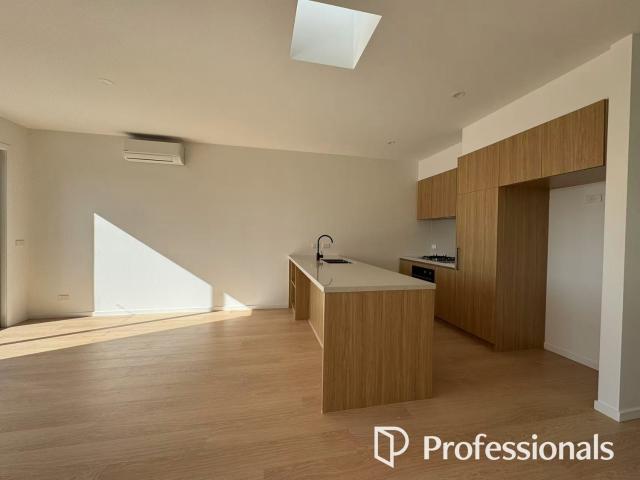 43 Astoria RoadWollert VIC 3750, Australia