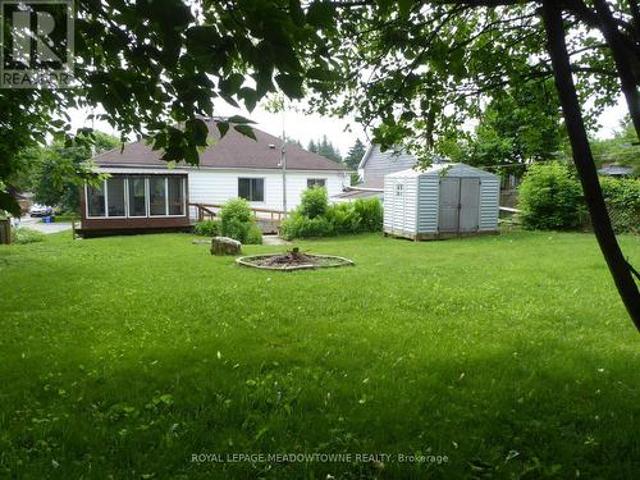 43 Cobblehill Road, Halton Hills, ON, L7J 1P1 house for sale | Listing ID W13450 | Royal LePage