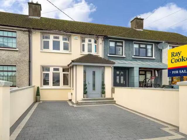 43 Cloiginn Park. D10 Y202, Ballyfermot, Dublin 10 is for sale