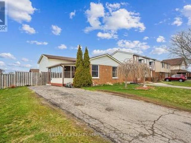 43 Dyer Street, St. Thomas, ON, N5R 5K2 house for sale | Listing ID X13153 | Royal LePage