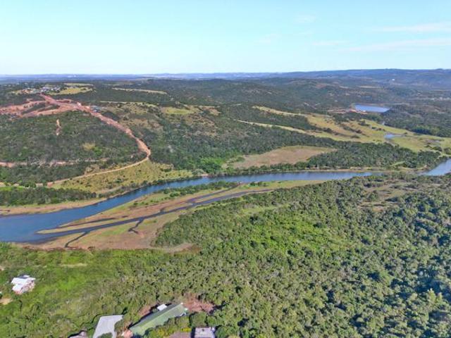 43 ha Land available in East London Outlying
