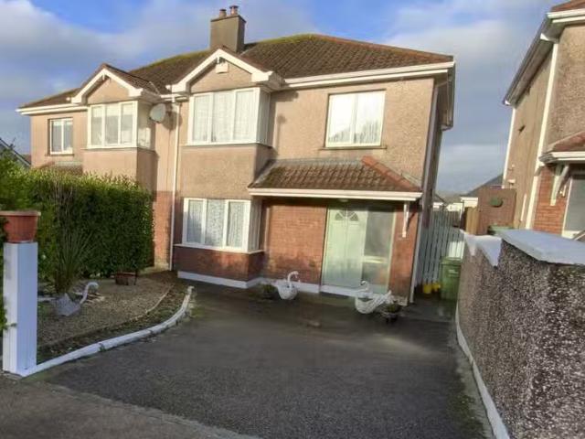 43 Knockmore, Wexford Road, Arklow, Co. Wicklow, Y14P229 is fo.