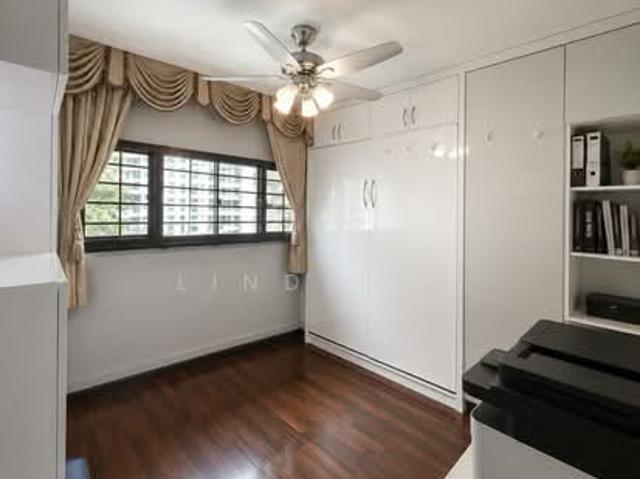 43 Marine Crescent HDB Apartment For Sale, $950,000, 3 Bed 2 Bath 1,313 sqft $724.00 psf