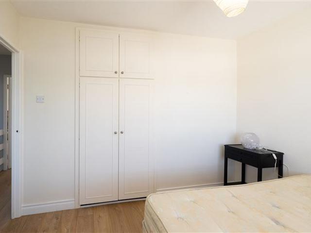 43 Monksfield Grove, Clondalkin, Dublin 22 BROE Auctioneers 4917 MyHome. Ie Residential