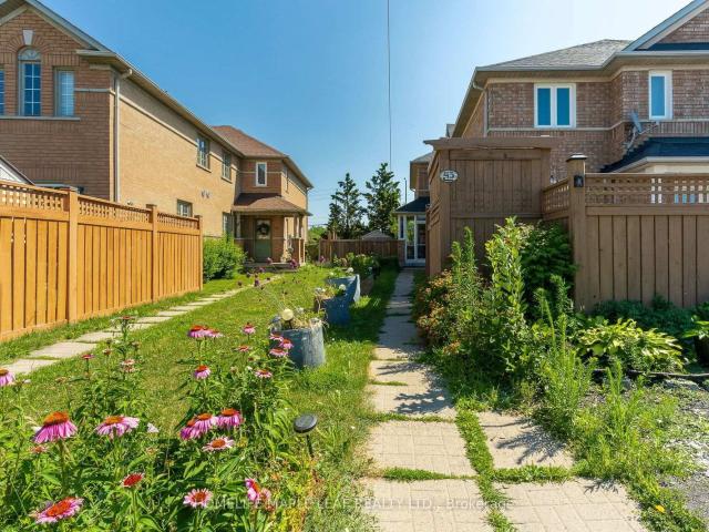 43 Morningmist Street, Brampton | 3+1Beds/2Bath, Townhouse, $729,999 | Condos. Ca