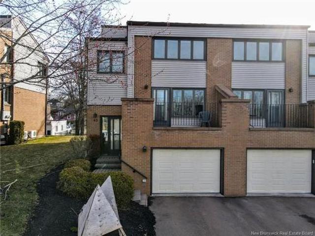 43 Parlee Dr, Moncton, NB, E1E 3B2 condo for sale | Listing ID NB116120 | Royal LePage