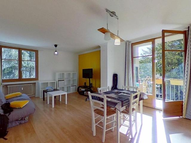 43 rue Thomas Blanchet Lyon 69008 1er etage T3 Meublé 840 €CC