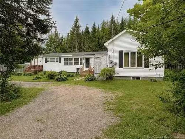 43 South Shediac River Rd, Shediac River, NB, E4R 1Y6 house.