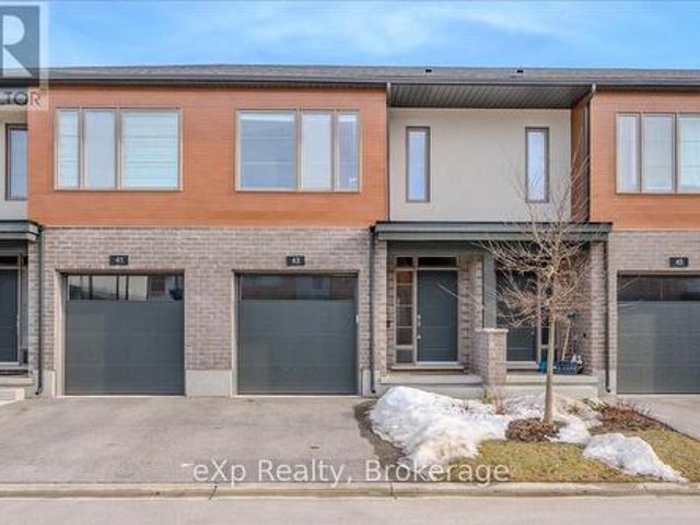 43 Steele Crescent, Guelph St. Patrick'S Ward, ON, N1E 0S7 townhouse for sale | Listing ID X12019 | Royal LePage