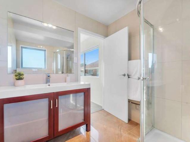 43A Hayr Road, Three Kings, Auckland City