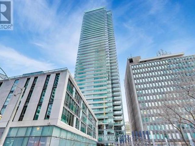 4004 33 Lombard Street, Toronto, ON, M5C 3H8 condo for sale | Listing ID C13419 | Royal LePage