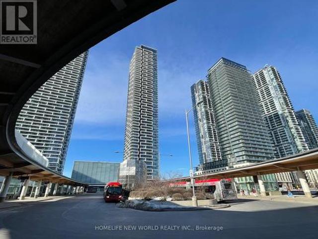 4006 Portage Parkway, Vaughan, ON, L4K 0J7 condo for sale | Listing ID N12167 | Royal LePage
