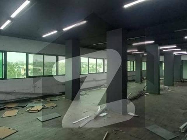4000 Sq Ft Office Main Shahrah E Faisal Near Hotel Farhan Ready To Move Condition