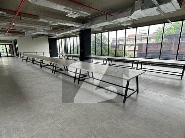 4000 Sq. Ft Commercial Hall Office For Rent