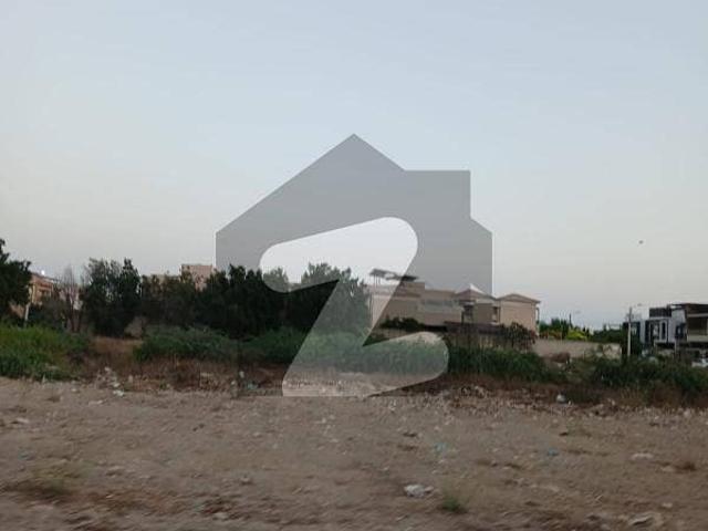 4000 Yards Plot For Sale