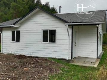 $ 400.000 Casa en Arriendo en Aysén 2 dormitorios 1 baño / Kutt Property