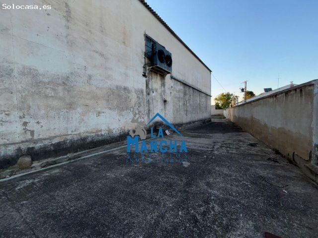 400.000€* INMOBILIARIA LA MANCHA VENDE COMPLEJO INDUSTRIAL EN CARRETERA DE AYORA DE ALBACETE