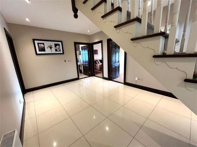 400,000 | Leaffony, Enniscrone, Co. Sligo Sherry FitzGerald Feeney West 5004 MyHome. Ie Residential