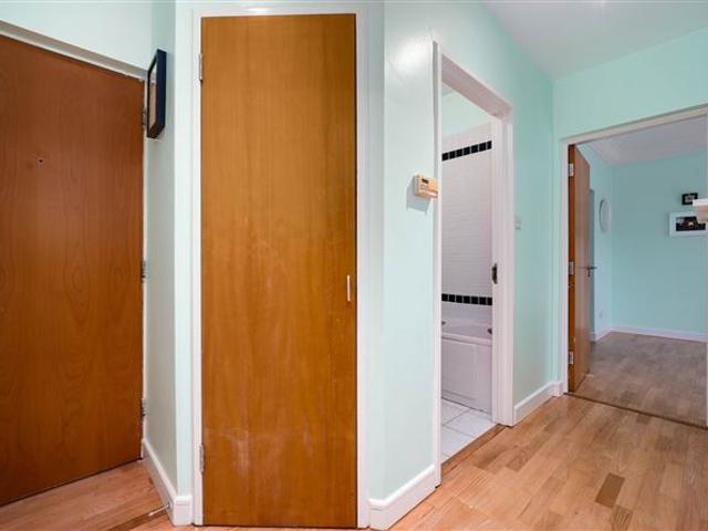 400,000 | 157 Shannon House, Custom House Square, I. F.S.C. Dublin 1, County Dublin Casey Kennedy Estate Agents 4979 MyHome. Ie Residential