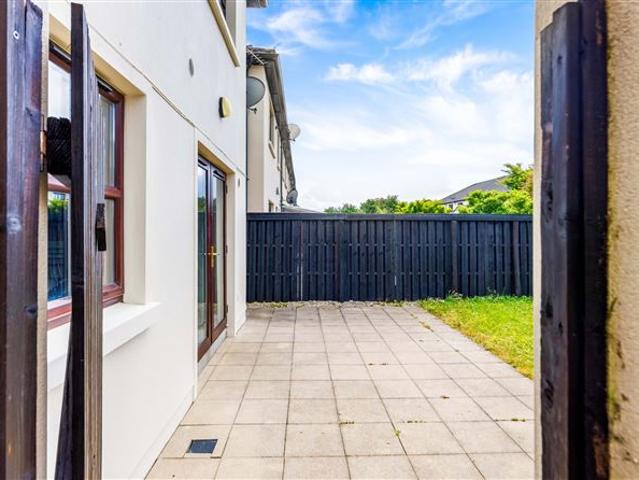 400,000 | 19 Abbey Close, Rochford Manor, Trim, Co. Meath Sherry FitzGerald Royal 5007 MyHome. Ie Residential