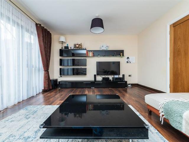 400,000 | 6 Crosforge, Saggart, Co. Dublin. D CME Naas 4977 MyHome. Ie Residential