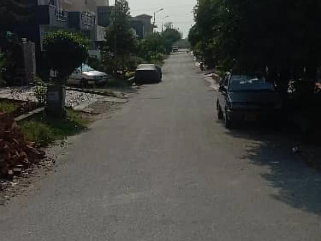 400 gaz plot for sale Islamabad E 11 ID 88294