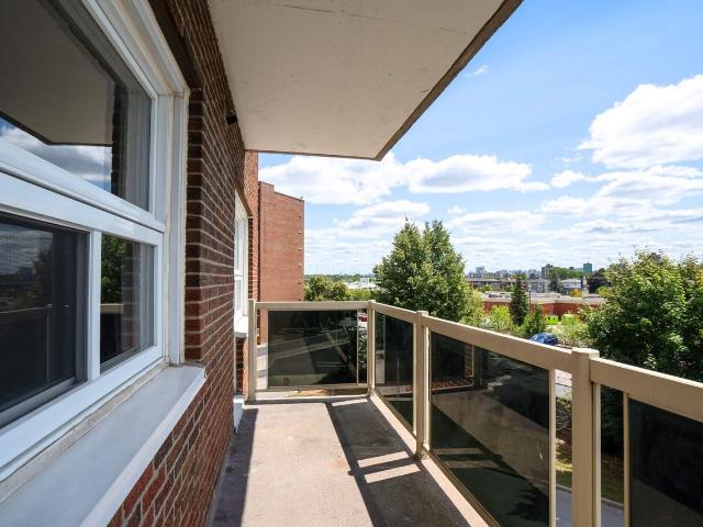 400 Grives 2 Bedroom Apartment for Rent at 400 Boul Des Grives, Gatineau, QC J9A 3R4 Le Plateau