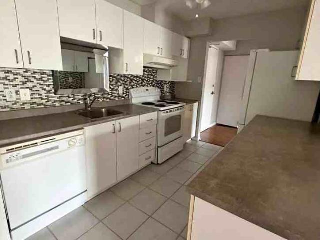 400 Grives 2 Bedroom Apartment for Rent at 400 Boul Des Grives, Gatineau, QC J9A 3R4 Le Plateau