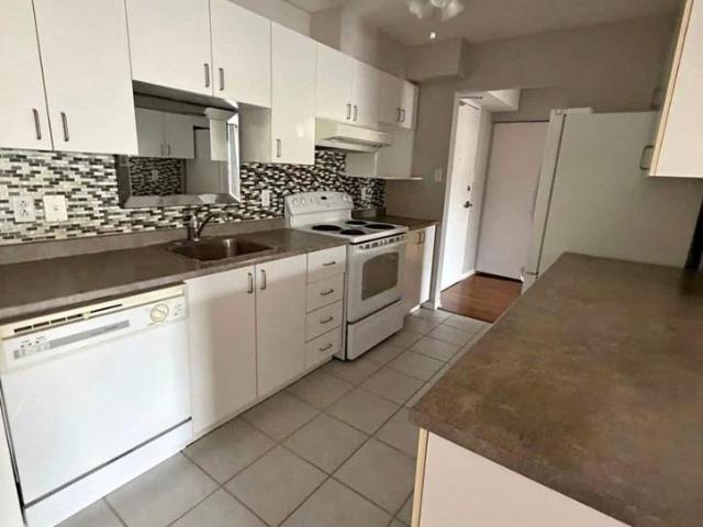400 Grives 2 Bedroom Apartment for Rent at 400 Boul Des Grives, Gatineau, QC J9A 3R4 Le Plateau