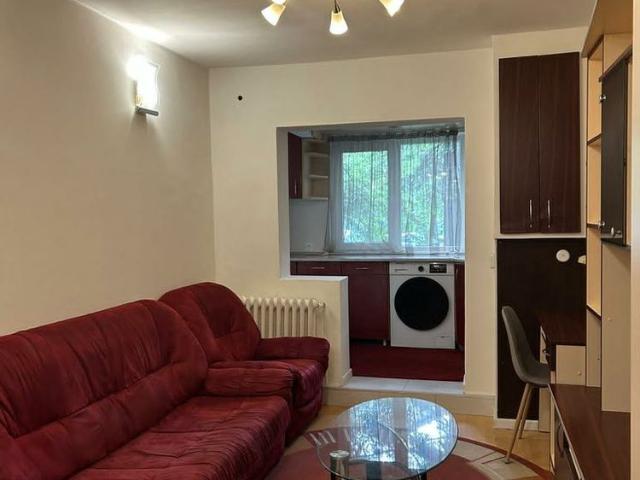 400 euro Apartament 2 camere Marasti parcare inclusa centrala