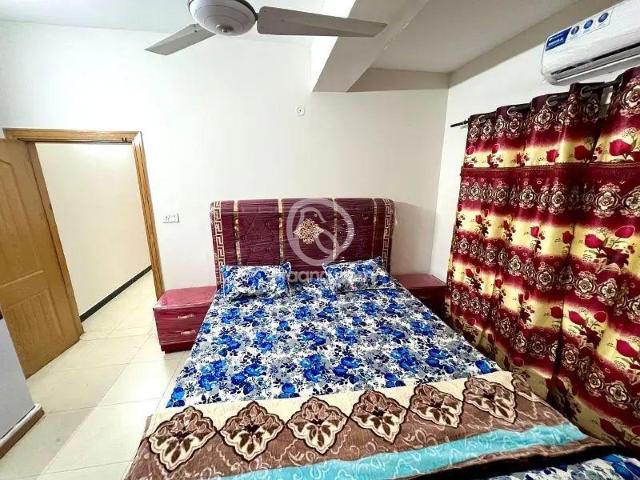 400 Ft² Flat for Rent