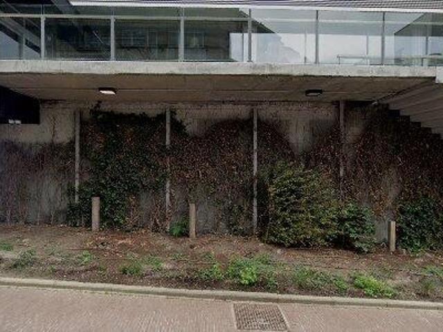 400 m2 office space for rent in Brussels Sint Joost ten Node