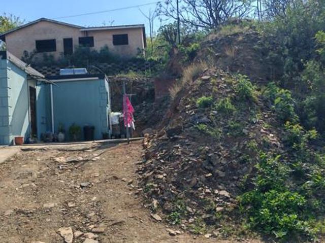 400 m² Land available in Belvedere