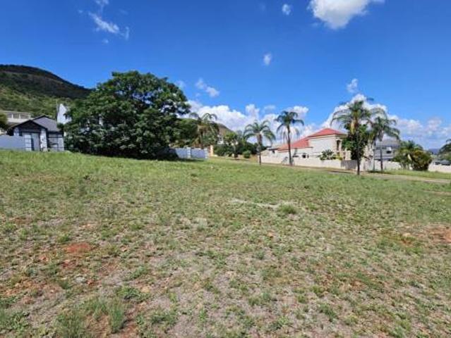 400 m² Land available in Kosmos Ridge