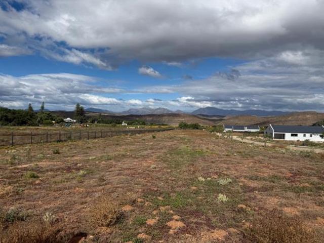 400 m² Land available in Ladismith
