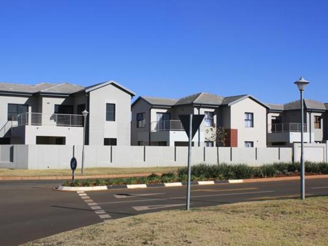 400 m² Land available in Raslouw