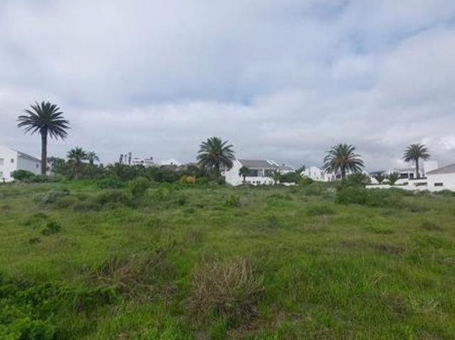 400 m² Land available in Shelley Point