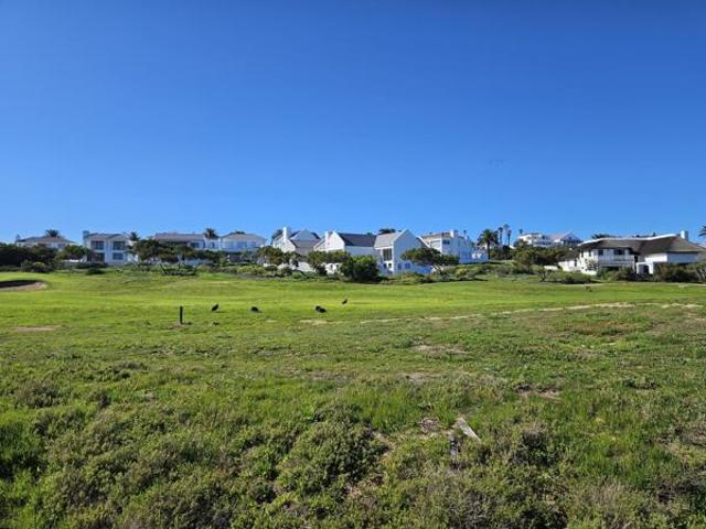 400 m² Land available in Shelley Point