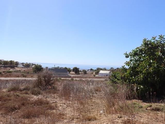 400 m² Land available in St Helena Views