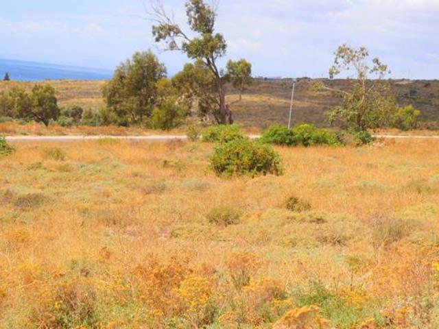 400 m² Land available in St Helena Views