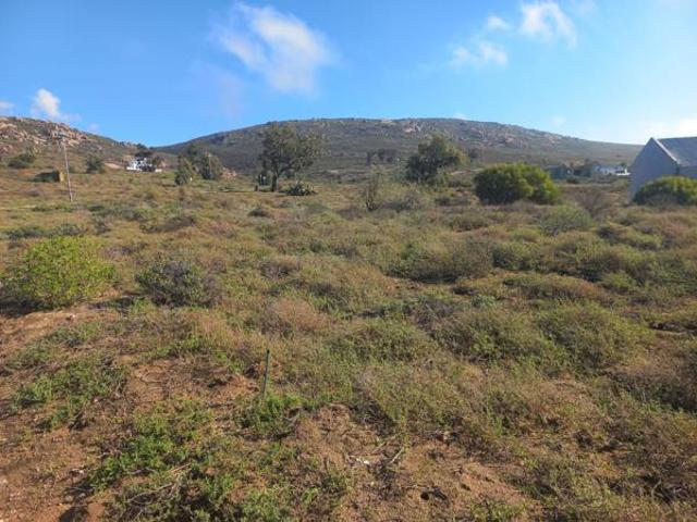 400 m² Land available in Steenbergs Cove