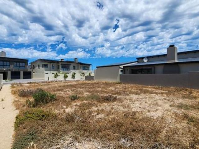 400 m² Land available in Sunset Estate
