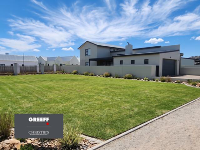 400 m² Land available in Sunset Estate